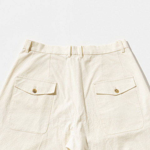 TUCK WIDE SHORTS A 詳細画像