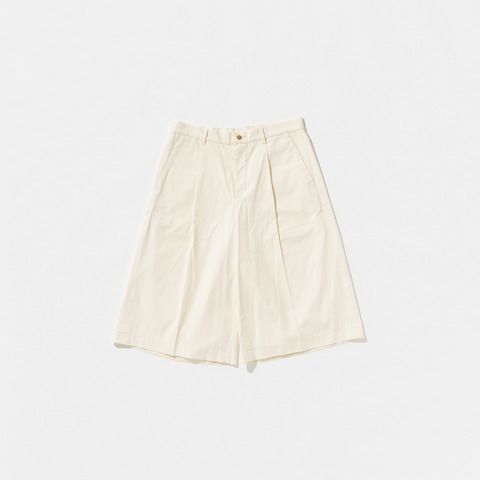 TUCK WIDE SHORTS A