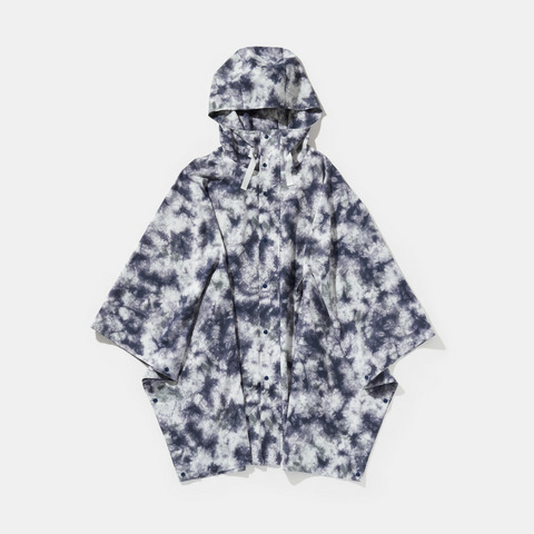 HOODED CAPE B